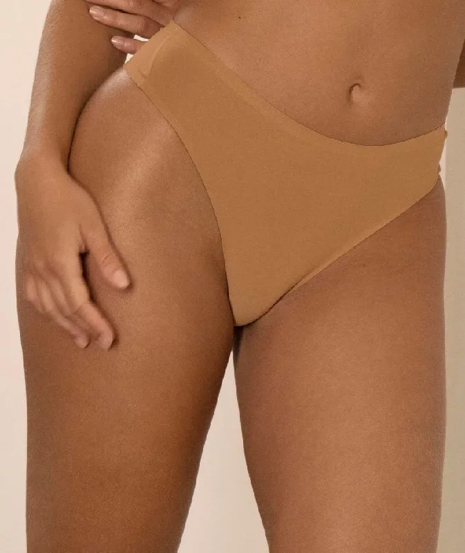 fantasie-smoothease-invisible-stretch-thong-cinnamon