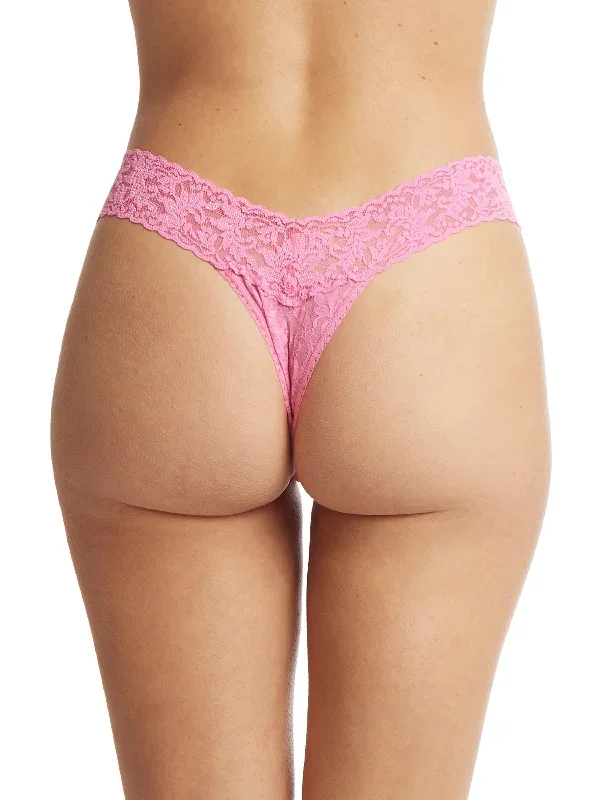 Signature Lace Low Rise Thong Taffy Pink