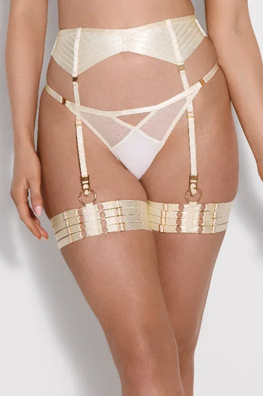 tomoe-suspender-cream