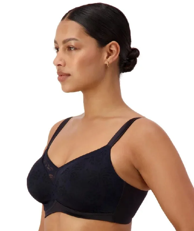 triumph-lacy-minimiser-wire-free-bra-black