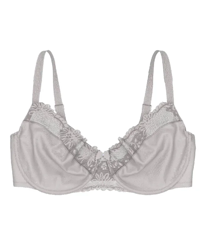 triumph-ladyform-soft-minimizer-bra-platinum