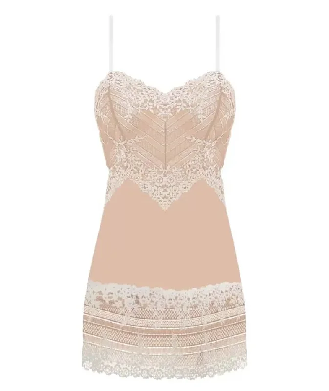 wacoal-embrace-lace-chemise-naturally-nude-ivory